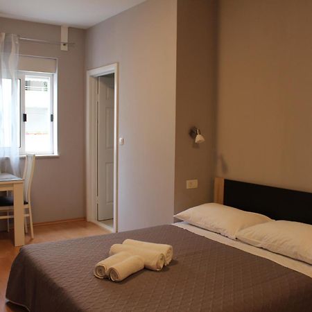 Beachside Apartments Znjan Split Room photo