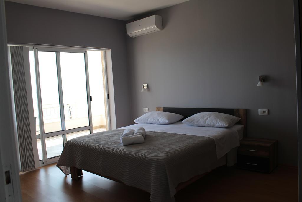 Beachside Apartments Znjan Split Room photo